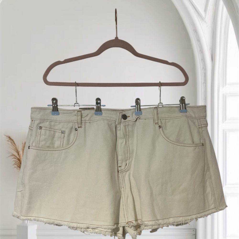 Jolie&joy Jean Shorts Frayed Hem size 3x